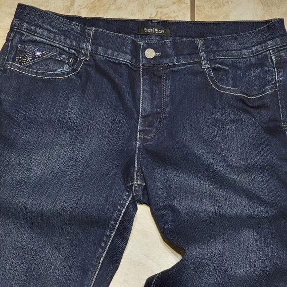 WHBM Dark Blue Crop Jeans w/Rhinestones on Back Pockets Women's Size 14 - Picture 15 of 15